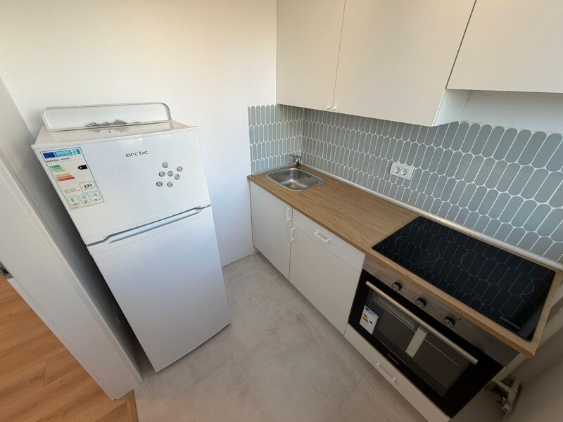 Titan, 3 minute parc IOR si metrou, stradal pe Nicoloae Grigorescu