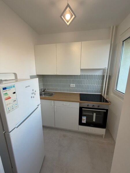 Titan, 3 minute parc IOR si metrou, stradal pe Nicoloae Grigorescu