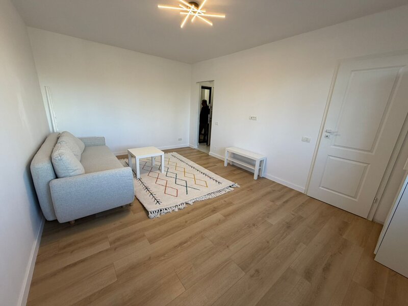 Titan, 3 minute parc IOR si metrou, stradal pe Nicoloae Grigorescu